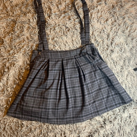 Hot Topic Black & Grey Plaid Suspender Skirt sz L - Picture 3 of 7